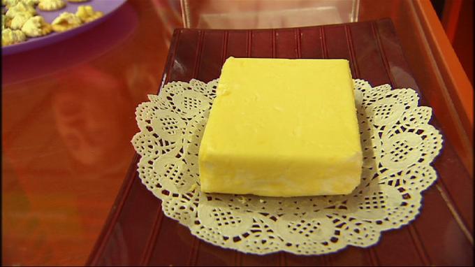 Bien qu'écrit « margarine à la crème », mais avec du beurre n'a rien à voir