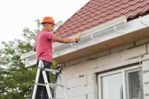 Installation de drainage du toit fini: conseils