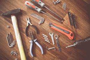 9 outils pour la réparation d'appartements