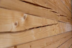 Comment faire une nouvelle maison de cabanes en bois craqué aussi peu que possible