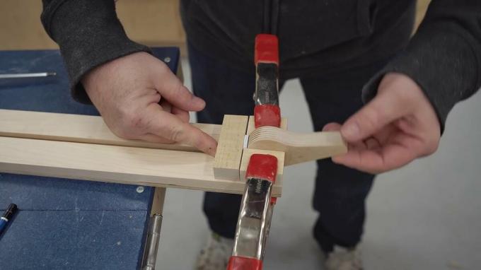 du site - https://ibuildit.ca/projects/how-to-make-a-straightedge-guide/