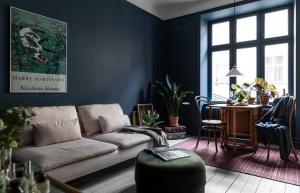 Comment décorer efficacement et décorées avec un coin vide de l'appartement. 5 bonnes idées pour l'imitation