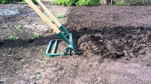 Instruments pour les chalets, jardin: tourner une pelle, cultivateur, planteur