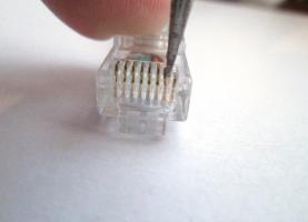 Connecteur RJ45 remplacé sans outils spéciaux