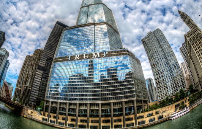 C'est le bâtiment où appartement Trump occupe 3 étages dans un penthouse sur les étages supérieurs. (Image Source - Yandex-images)