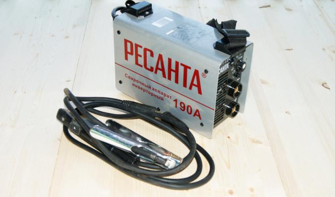 onduleur machine à souder Resanta ISC 190