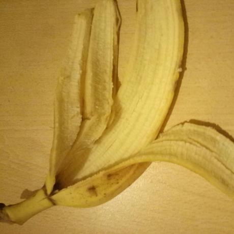 peau de banane peut aider à soulager le stress, si vous préparez une décoction de lui et des boissons.