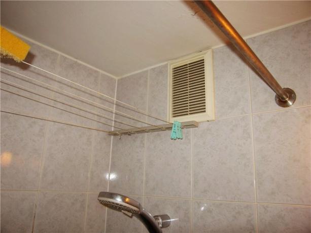 La ventilation dans la salle de bain est très important | ZikZak